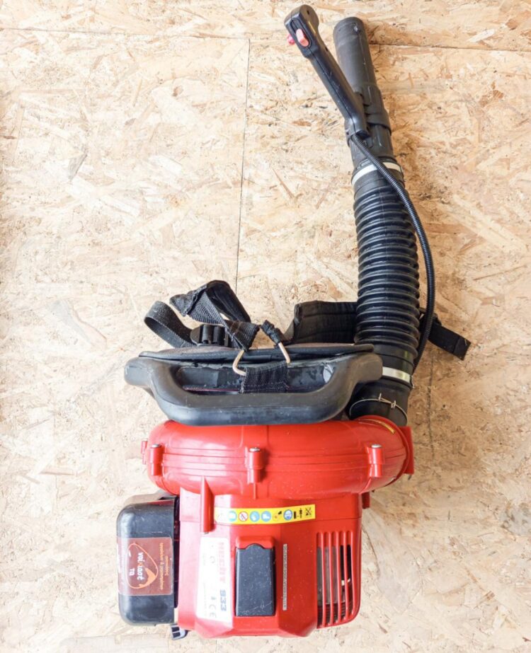 Ενοικίαση βενζινοκίνητου φυσητήρα 933 – 1.2 HP Ιωάννινα