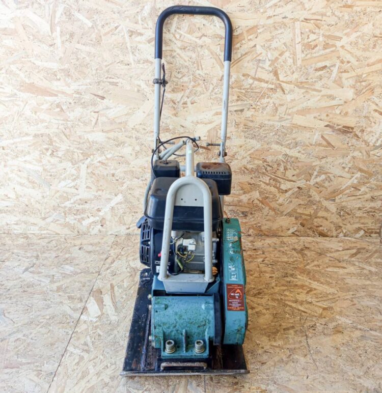 Ενοικίαση βενζινοκίνητου συμπιεστή εδάφους 6.5HP Ιωάννινα