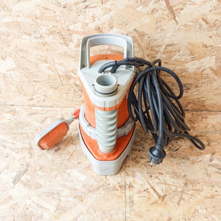 Ενοικίαση υποβρύχιας αντλίας – 750watt (1hp) Ιωάννινα