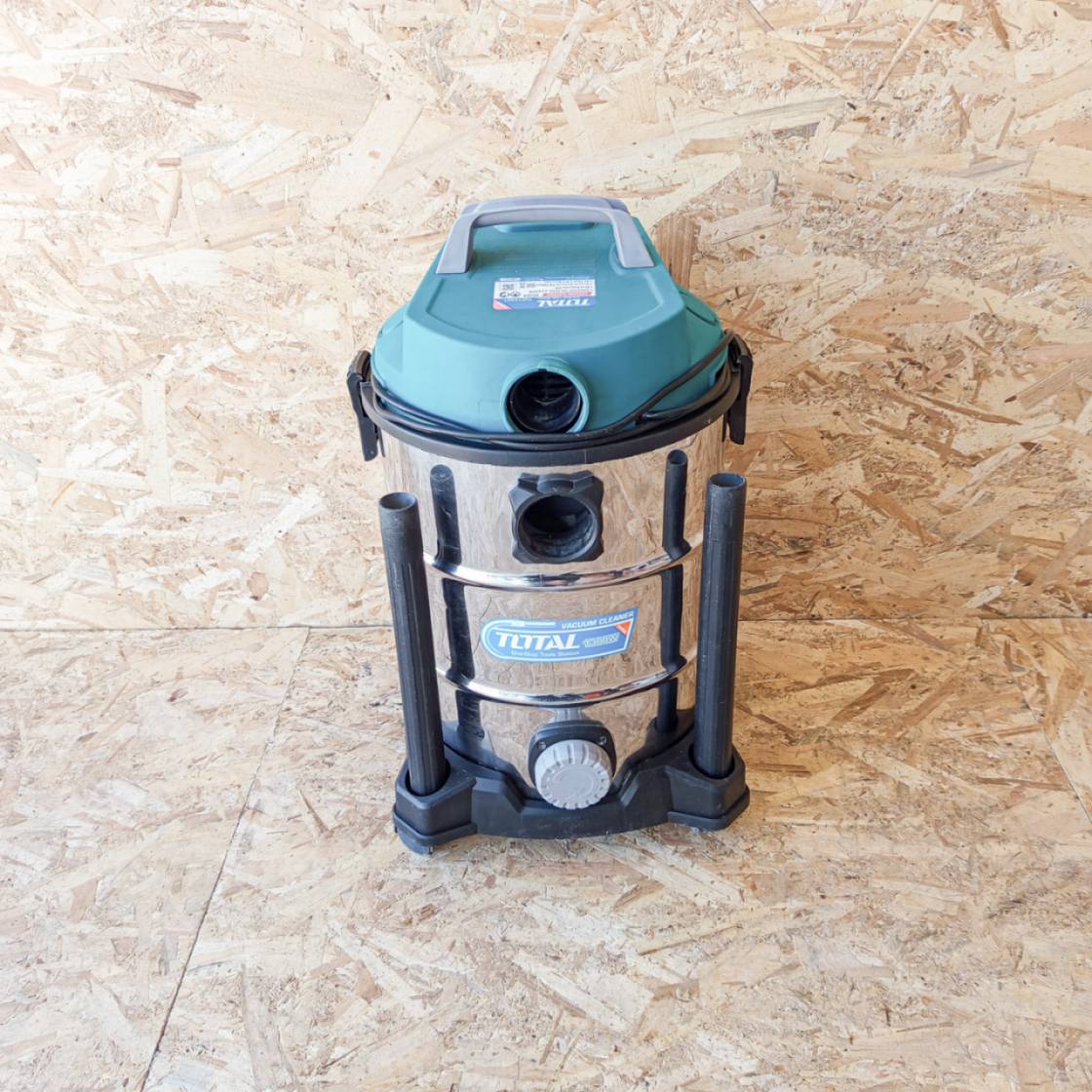 enoikiasi-ilektriki-skoupa-ygron-stereon-total-tvc13301-1300watt-30lt-mprostini-noikiase-ta-ioannina